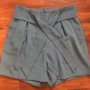 H&M Highwaisted Shorts